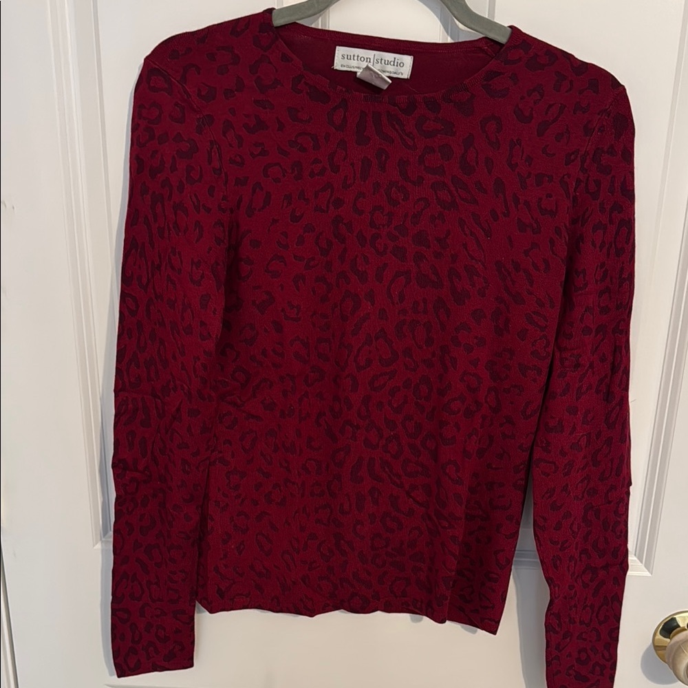 Sutton Studio Women's Red Leopard Print Top
